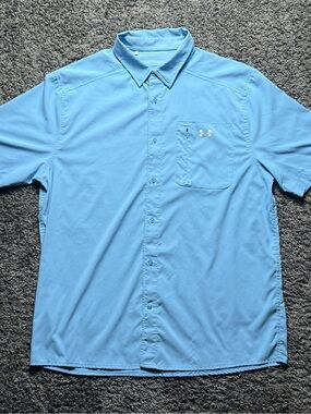 Under Armour Light Blue Short Sleeve Button-Down Shirt
